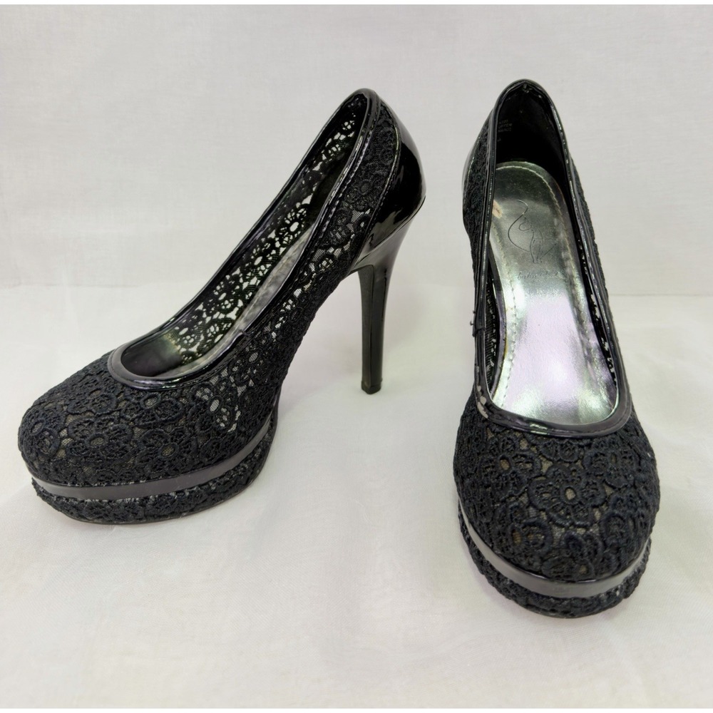 Baby Phat Carla 6M Black Floral Lace Platform Pumps Stiletto Heels Y2K Gloss Trm
